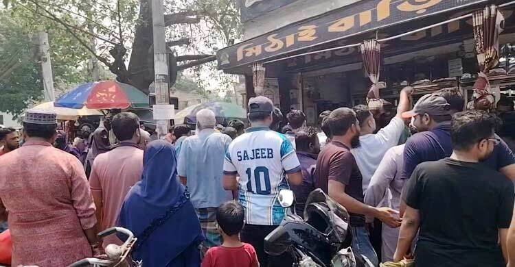 চুয়াডাঙ্গায় ঈদে কোটি টাকার দই-মিষ্টি বিক্রির রেকর্ড